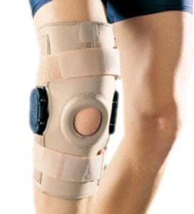 زانوبند مفصل دار مدرج فلزی کد KN001 سایز L چیپسو