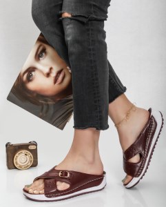 صندل طبی زنانه مدل 1024 رنگ زرشکی